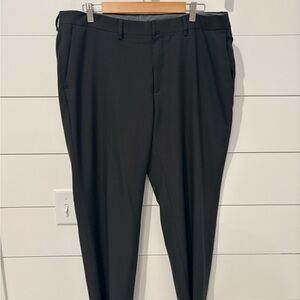 Haggar Men's Classic Black Dress Pants 38x30